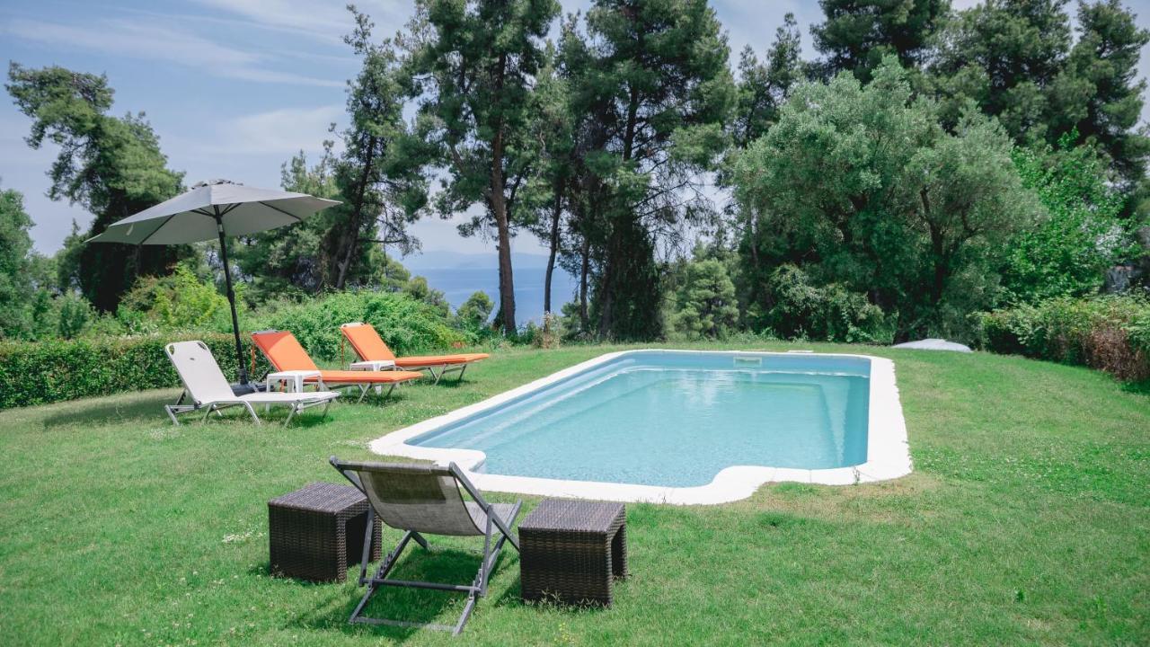 Stone Made Private Pool Villas Kриопиги Екстериор снимка